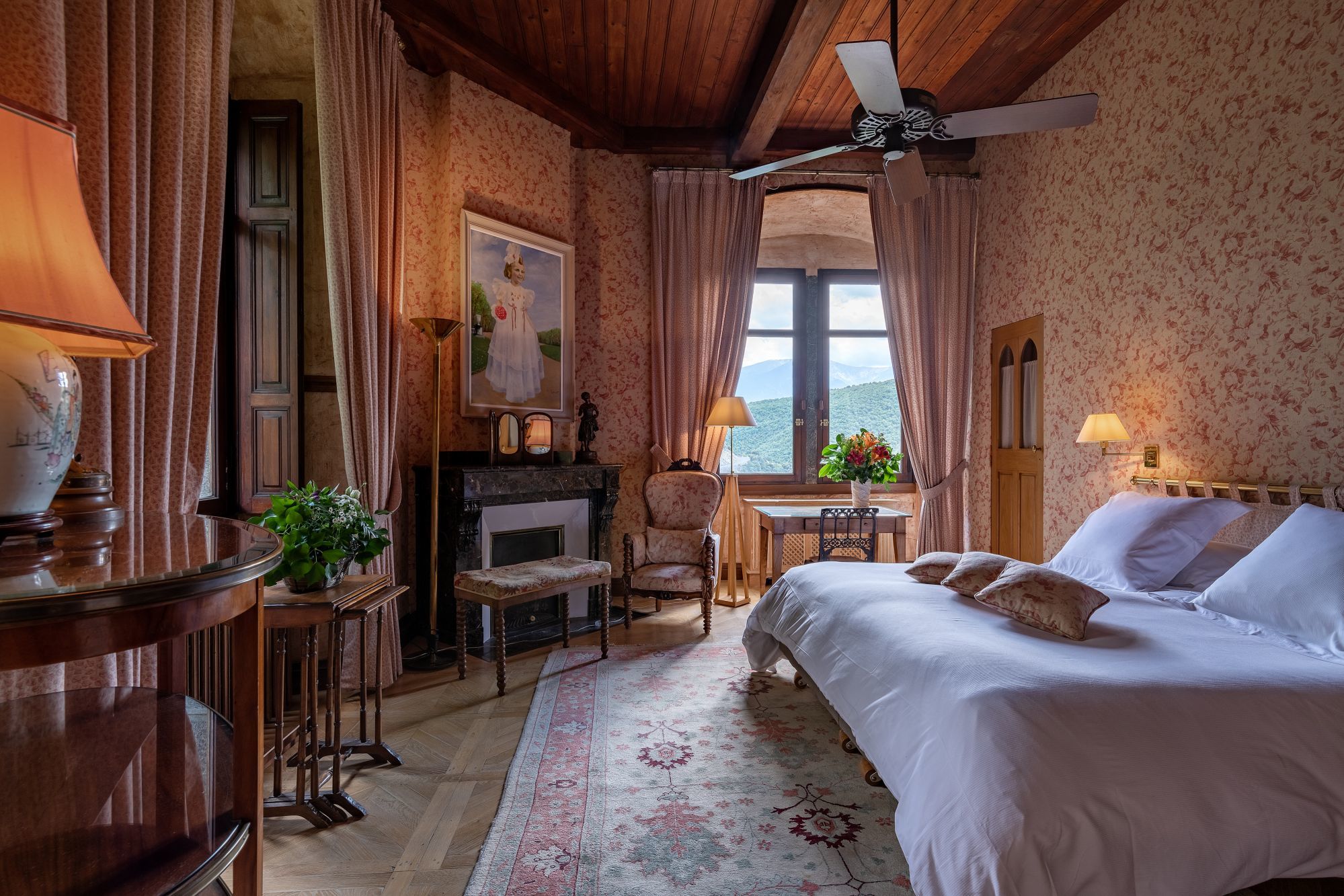 Chateau de Riell - Deluxe Room